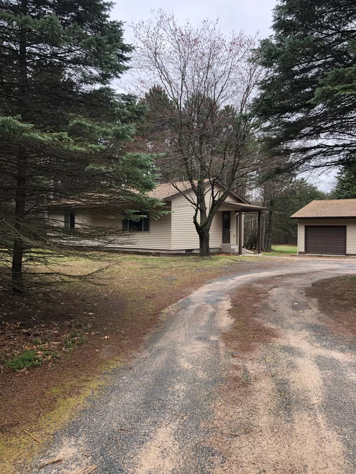 North Branch, MN 55056,5462 Pine LN