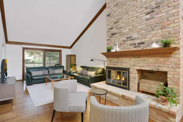 Edina, MN 55436,5700 Tucker LN