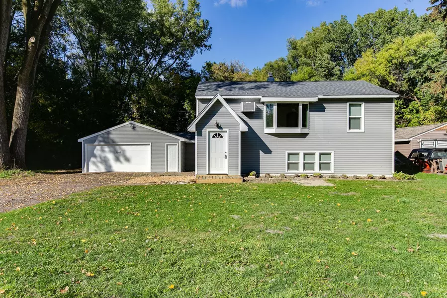 2261 Hillview RD, Mounds View, MN 55112