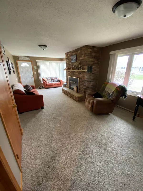 Paynesville, MN 56362,105 Koronis CT