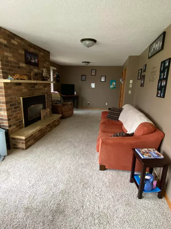 Paynesville, MN 56362,105 Koronis CT