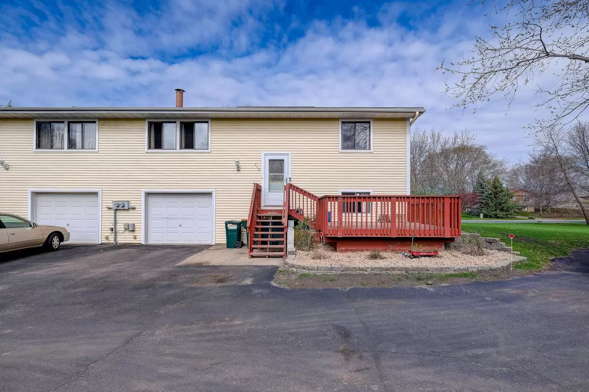 Blaine, MN 55434,713 125th LN NE