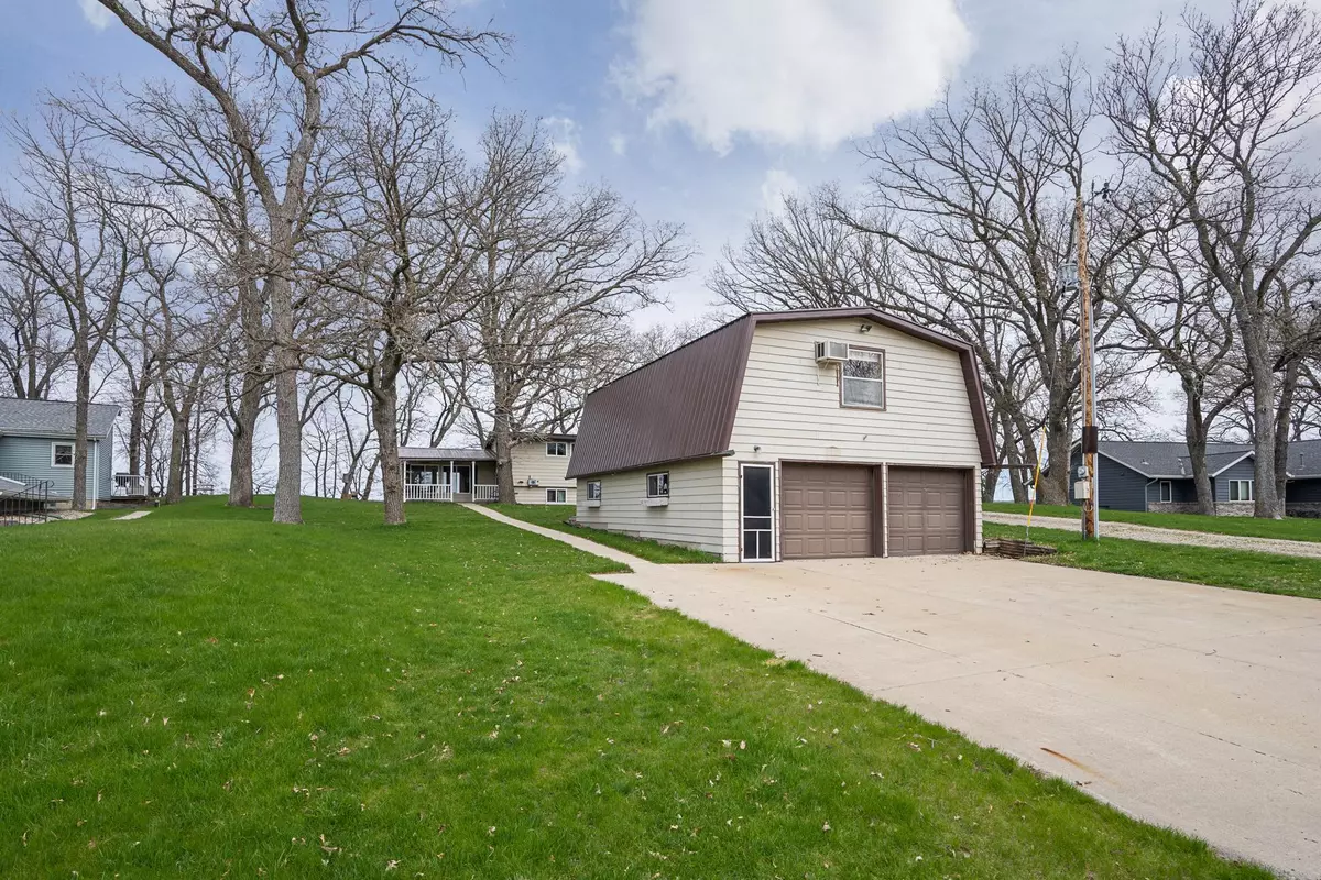 New London, MN 56273,188 South Andrew DR NE