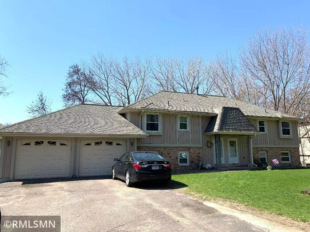 Long Lake, MN 55356,253-255 Glenmoor LN