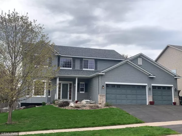 1122 Drew DR, Woodbury, MN 55129