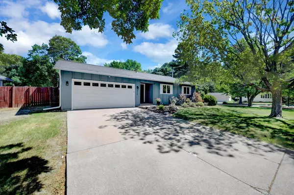 Chanhassen, MN 55317,870 Nez Perce CT