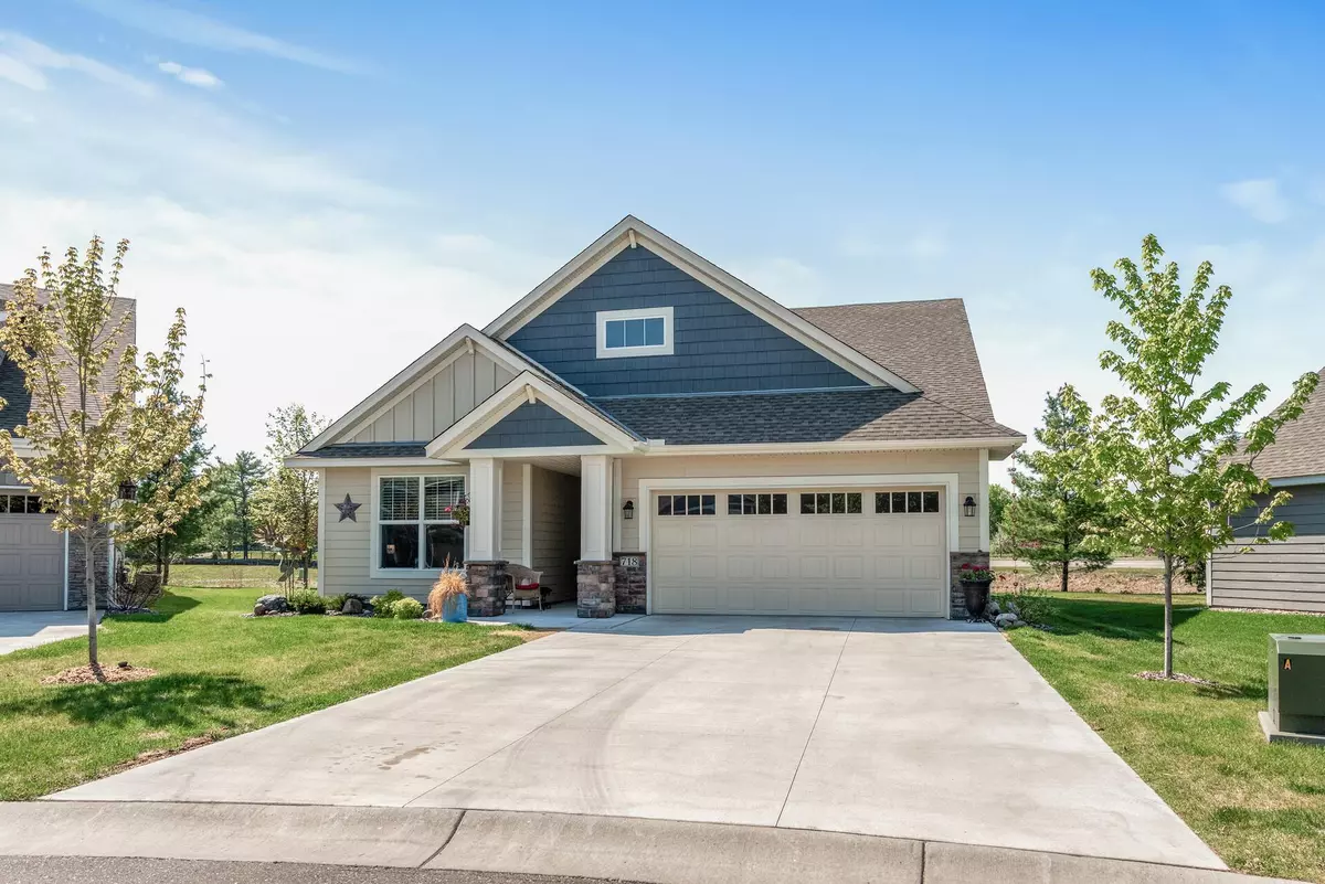 Champlin, MN 55316,718 S Creek CIR N