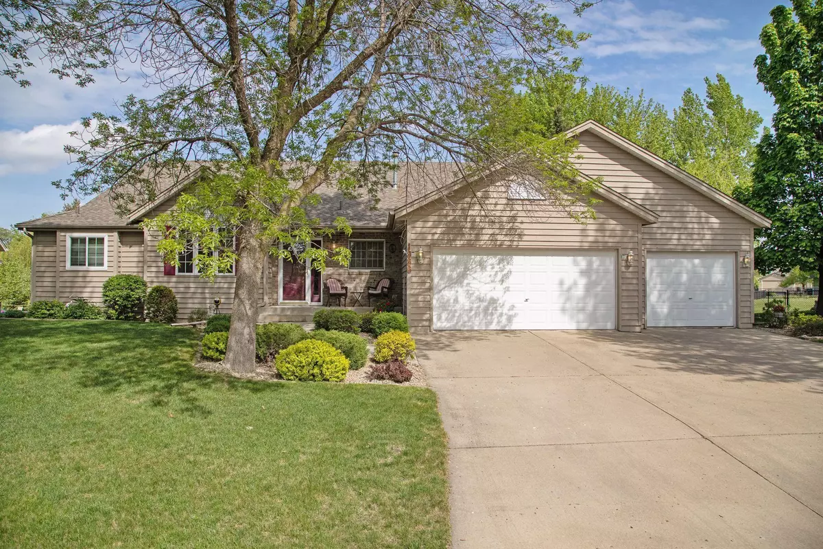 Waconia, MN 55387,1338 Dunsmore DR