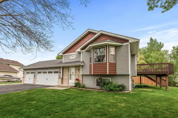 22450 Wood Duck CT, Rogers, MN 55374