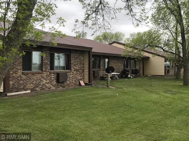 Beardsley, MN 56211,210 4th AVE W