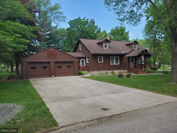 508 Yale AVE S, Litchfield, MN 55355