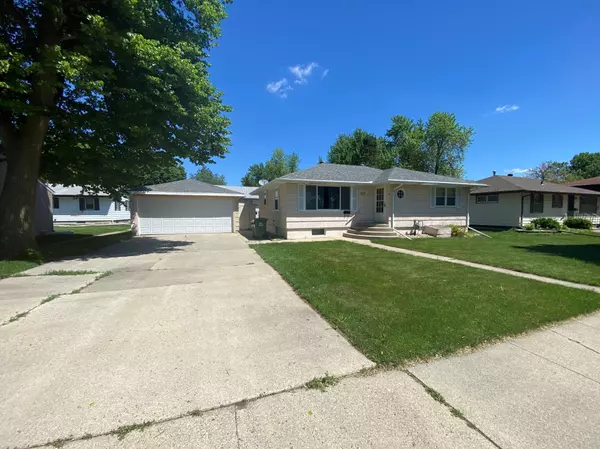 Worthington, MN 56187,203 Clary ST