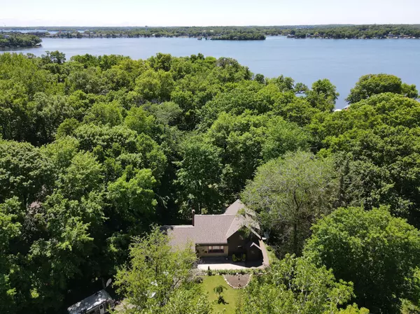 4175 N Shore DR, Mound, MN 55364