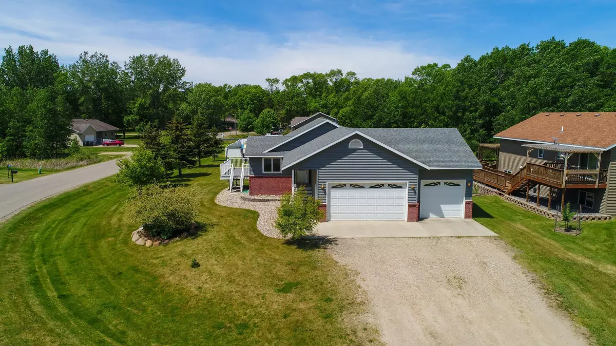 Alexandria, MN 56308,810 Thomas DR NE