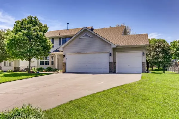 Brooklyn Park, MN 55443,3811 Globe Flower CIR N