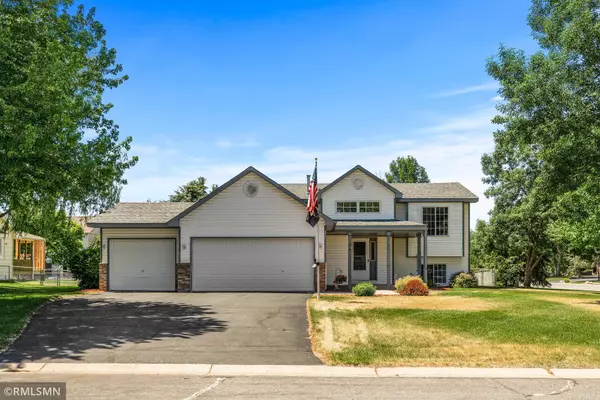 18212 Hudson ST NW, Elk River, MN 55330