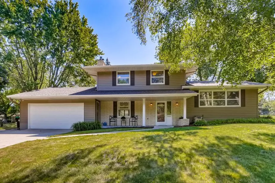 3486 Richmond AVE, Shoreview, MN 55126