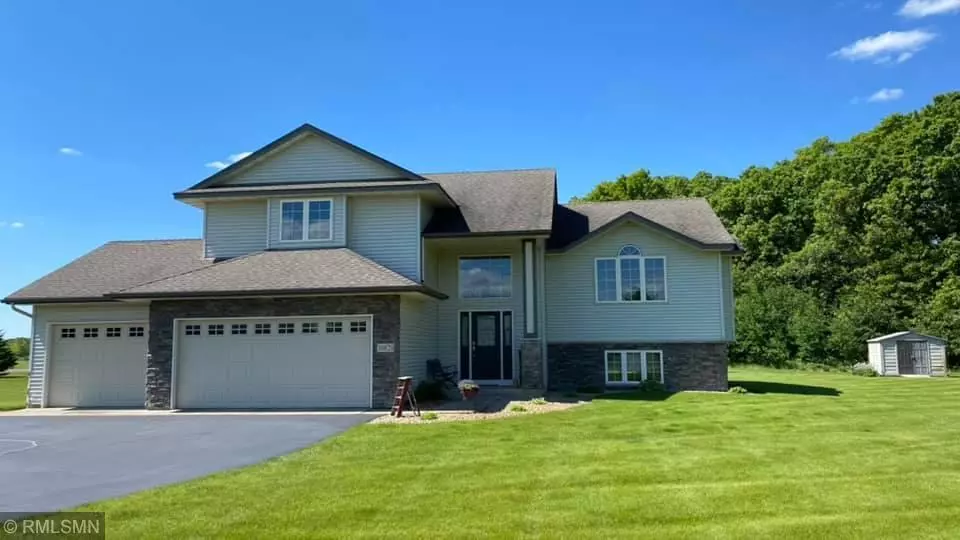 30820 138th CT NW, Princeton, MN 55371