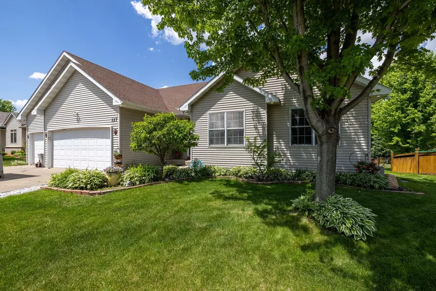 117 Arbor ST, Northfield, MN 55057