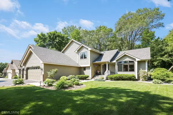 Eagan, MN 55122,1489 Rocky LN