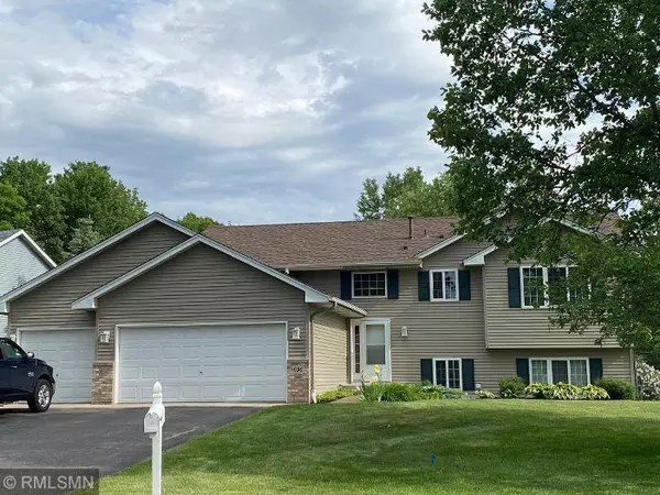 Lino Lakes, MN 55014,696 79th ST