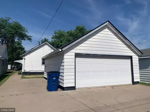 Saint Cloud, MN 56301,1108 14th AVE S