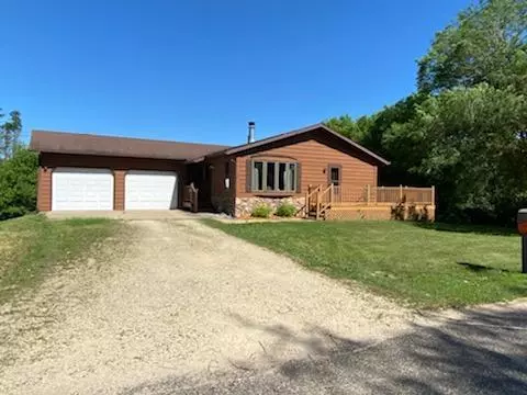 Elmwood, WI 54740,134 S Martin ST