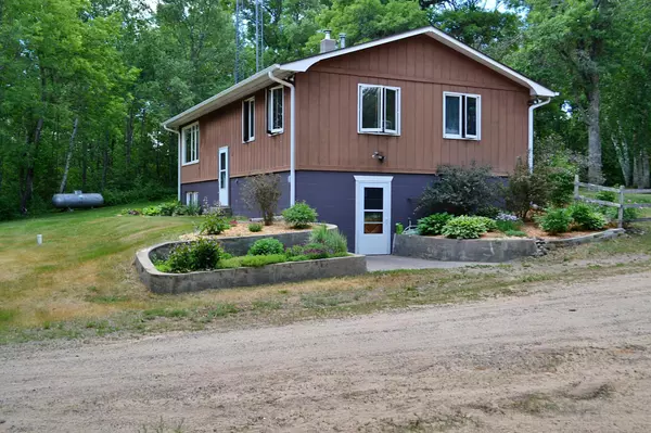 1685 State 84 SW, Pine River, MN 56474