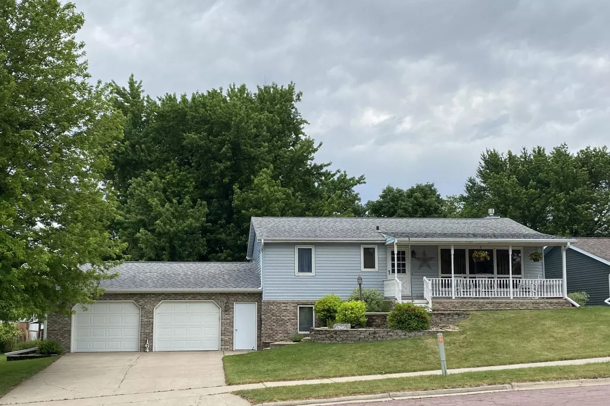 Windom, MN 56101,164 9th Street