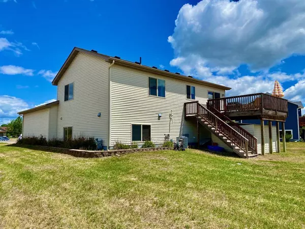 Baxter, MN 56425,6153 Ottertail CIR