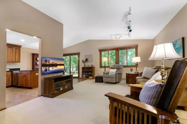 Eden Prairie, MN 55346,7135 Quail CIR