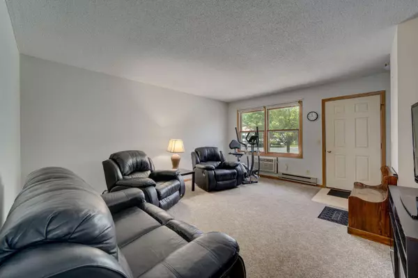 River Falls, WI 54022,214 Butternut CT