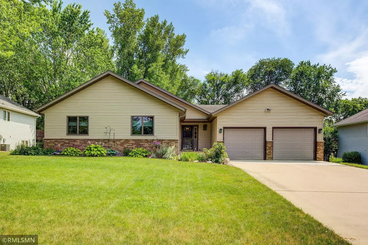 Pine Island, MN 55963,801 Spruce CT