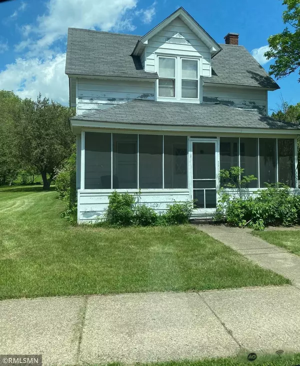 523 3rd AVE, Osceola, WI 54020