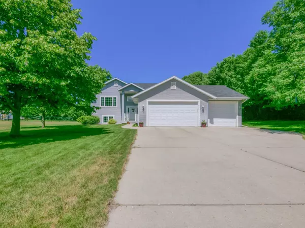 Alexandria, MN 56308,97 Glenn RD NW