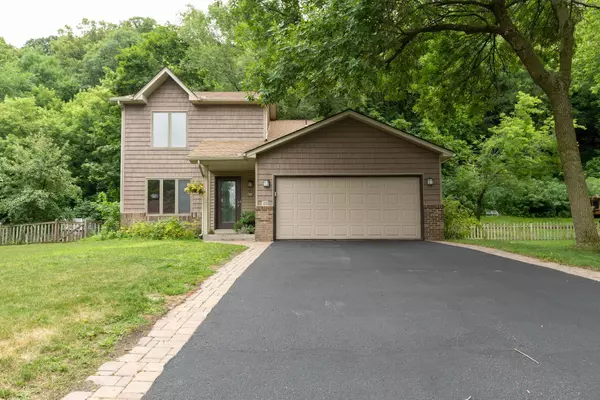 Burnsville, MN 55337,2113 Eagle Bluff CIR