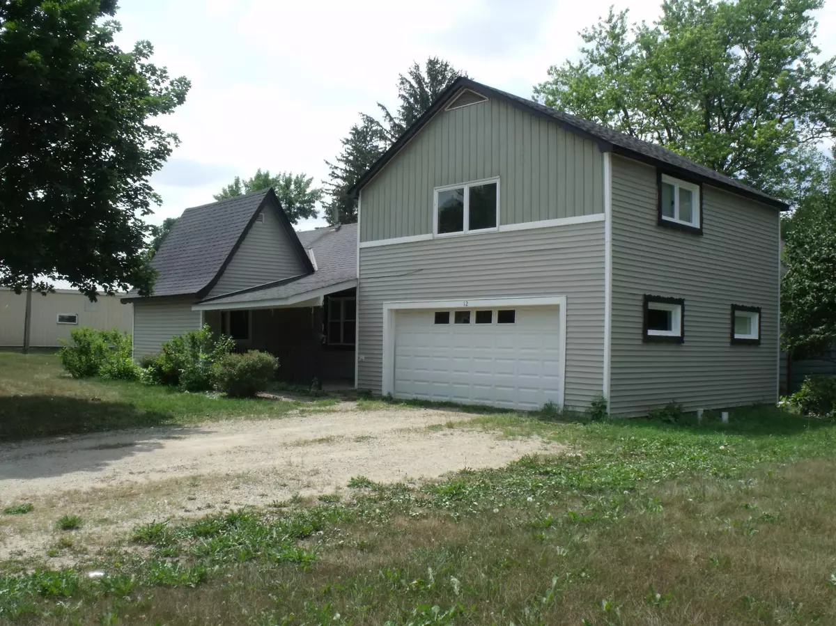 Kenyon, MN 55946,12 Red Wing AVE