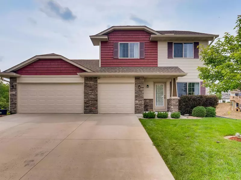 905 Patriot CIR, Montrose, MN 55363