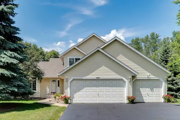 Eagan, MN 55123,525 Weston Hills CT