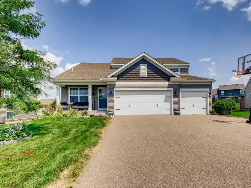 20872 Hartford WAY, Lakeville, MN 55044