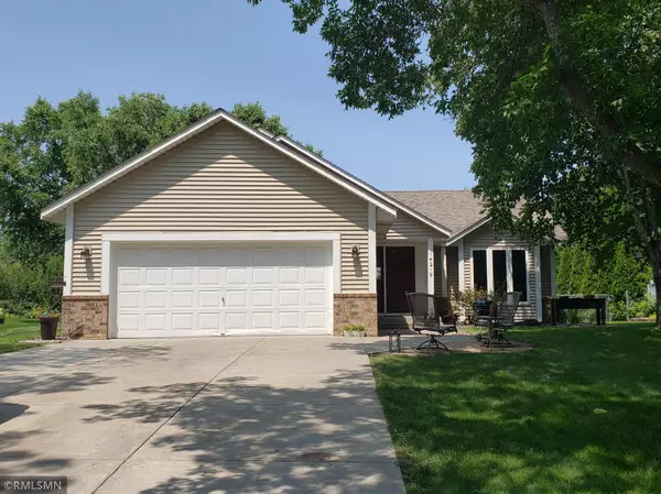 14219 Dearborn PATH, Rosemount, MN 55068