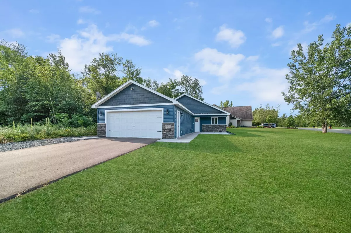 Saint Croix Falls, WI 54024,1309 Greentree DR