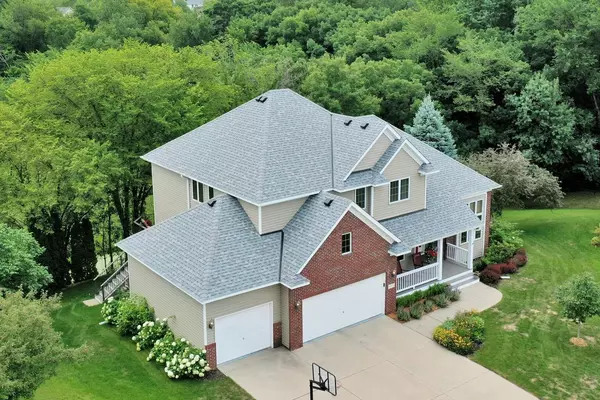 Inver Grove Heights, MN 55077,10976 Alison CT