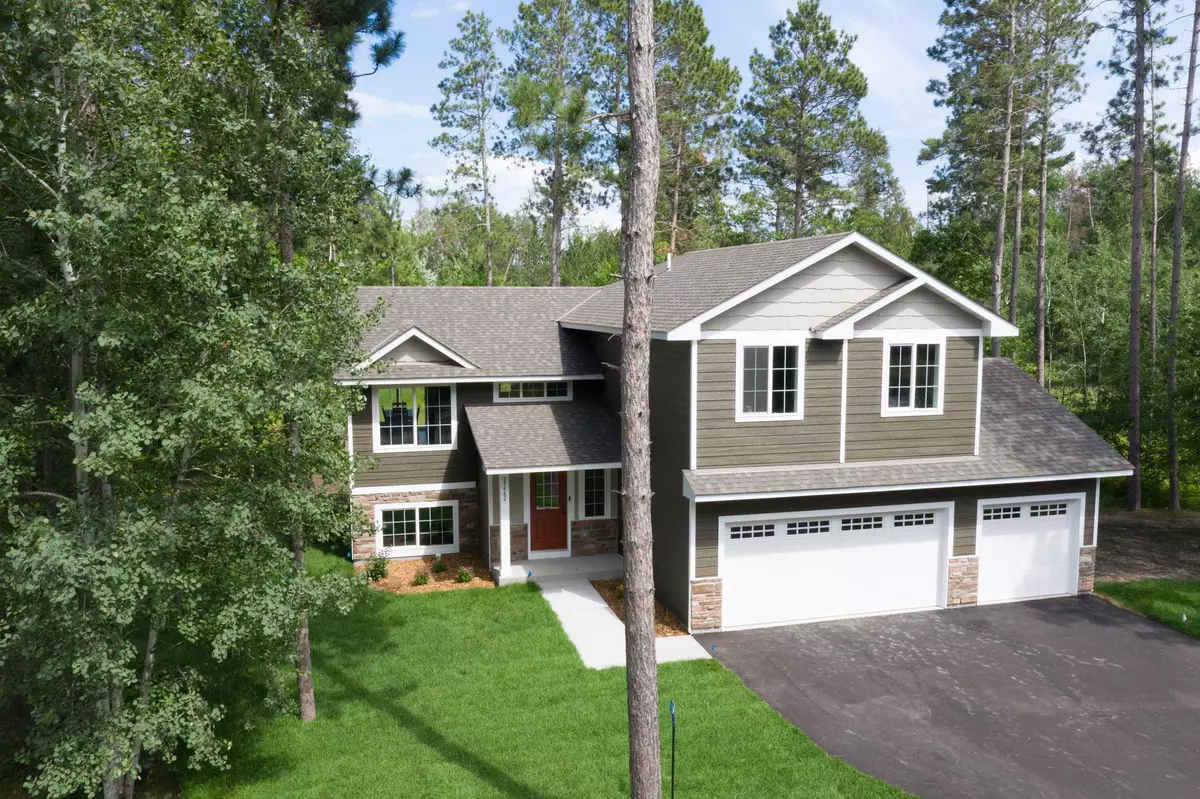 Nisswa, MN 56468,25318 Twinleaf CIR