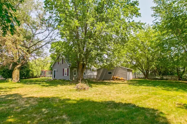 Vadnais Heights, MN 55127,3330 Centerville RD