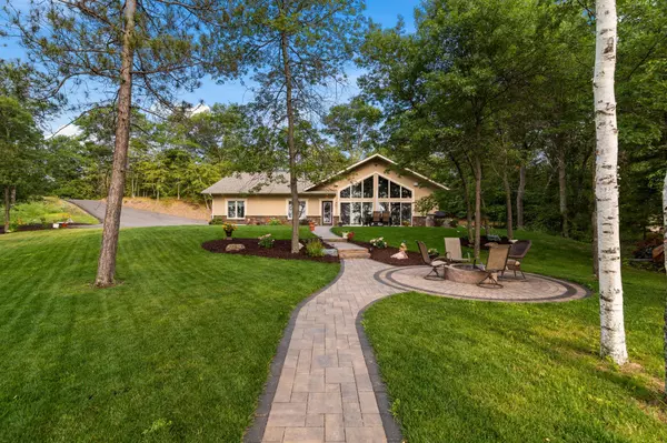 29502 Huxtable Point RD, Merrifield, MN 56465