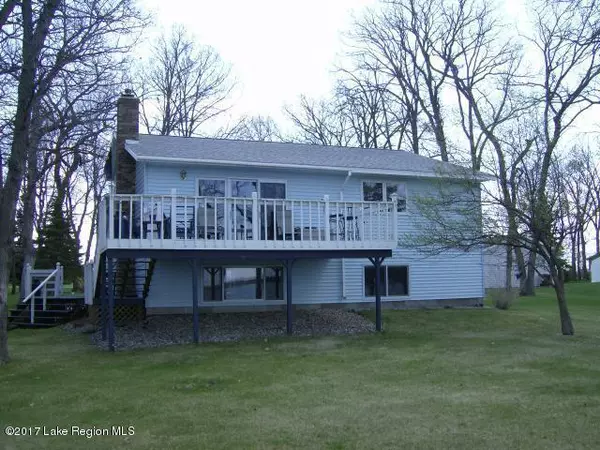 Ottertail, MN 56571,45371 Lamplight DR