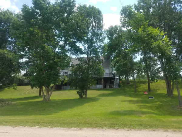 Ottertail, MN 56571,35132 Quiet Waters RD