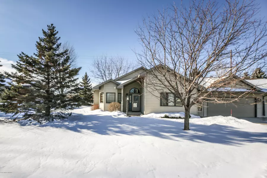 2201 Brookwood CT, Fergus Falls, MN 56537