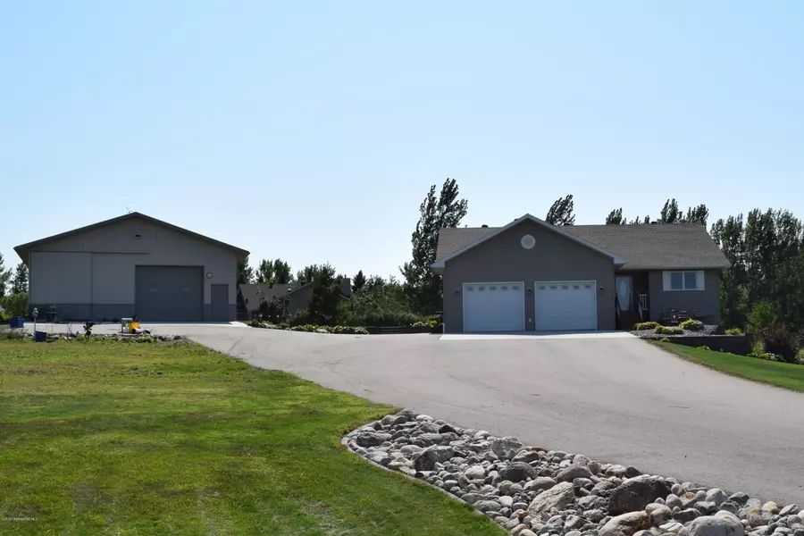 2140 Northwood LN, Fergus Falls, MN 56537